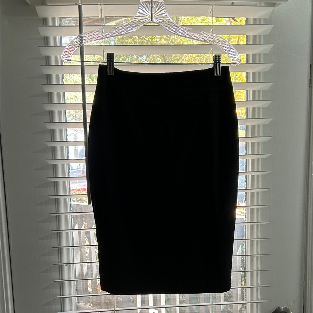 ANTONIO MELANI Classic Black Pencil Skirt